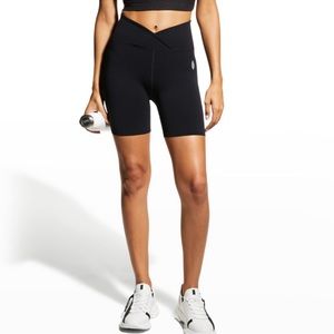 Free people movement - high rise crossover waist bike shorts - black